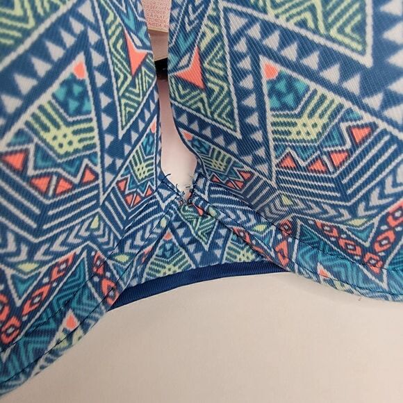 Victoria's Secret Pink Wear Everywhere Push Up Aztec Bra Blue Size 32 DD - Picture 8 of 15